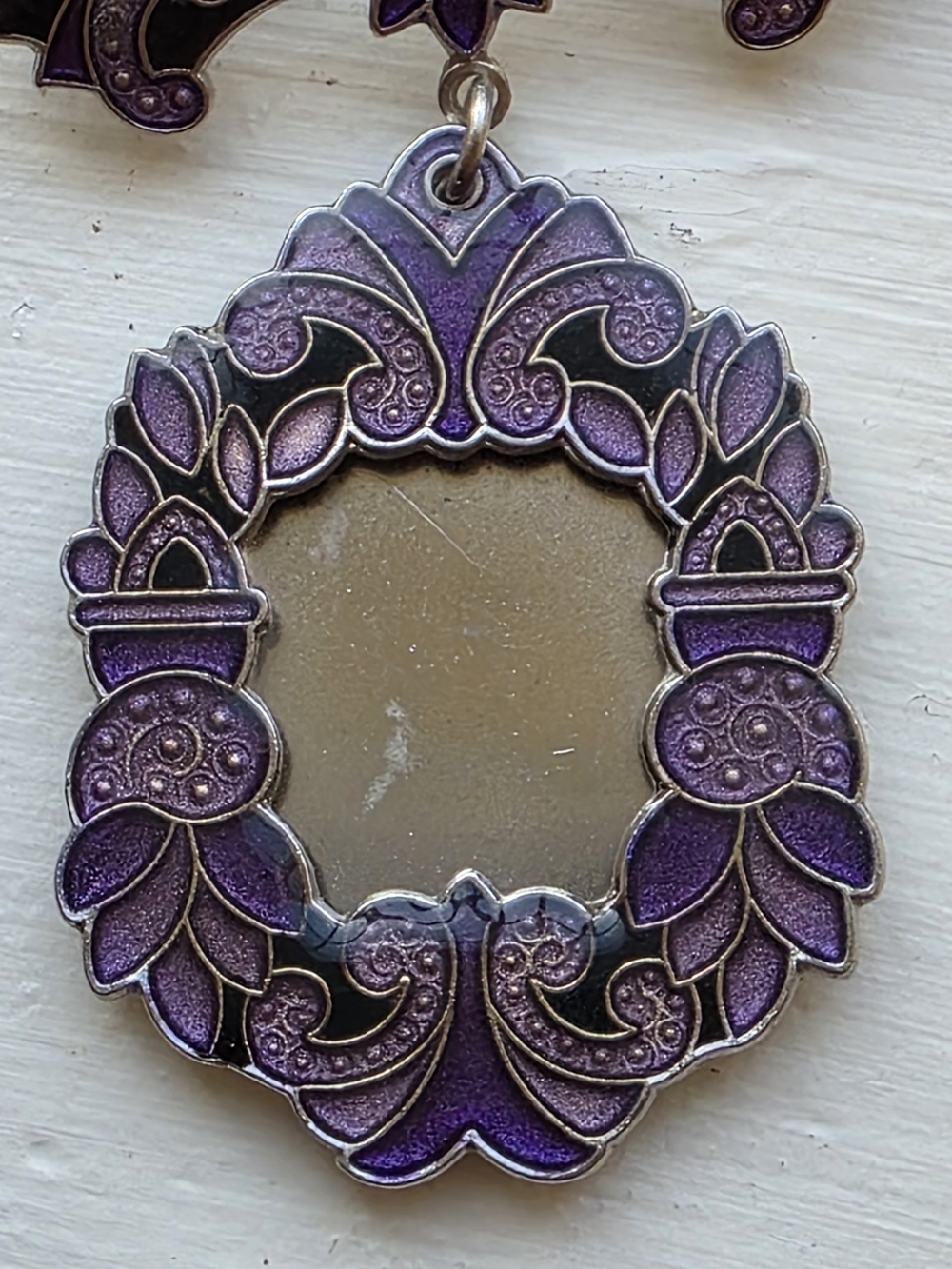 Vintage Purple Black Enamel Photo Frame Brooch Pin Art Deco Revival - Picture 3 of 9